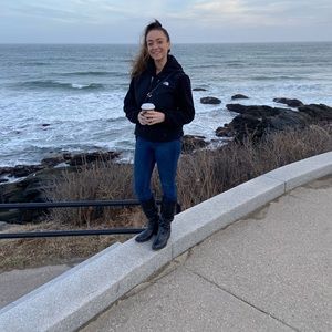 Meet your Posher, Maureen